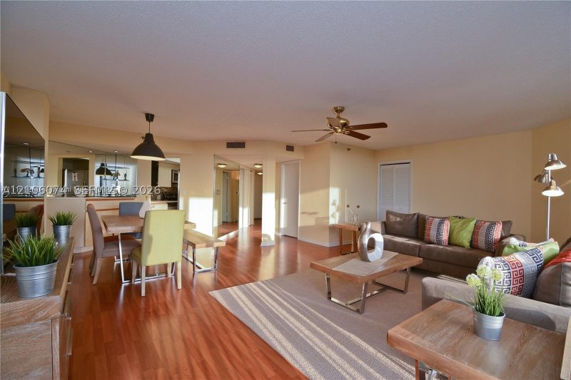 Property photo # 4