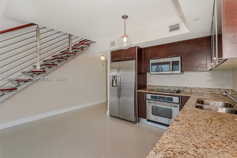 Comprar apartamento en Brickell on the River South 2417