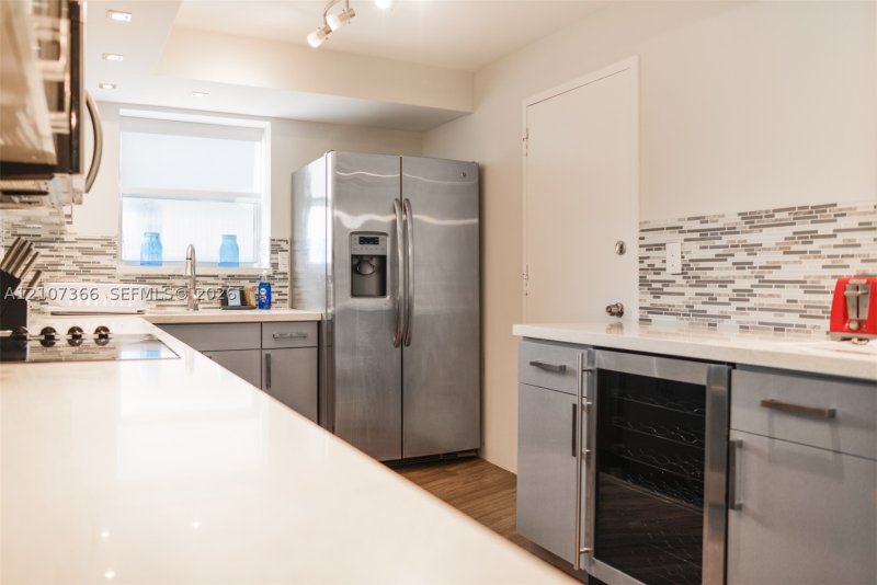 Property photo # 9