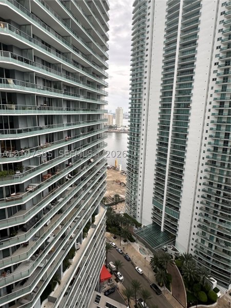 Condo for sale at Sail at Brickell 2301