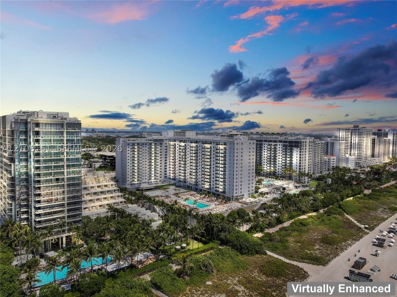 Comprar apartamento no Roney Palace 1006