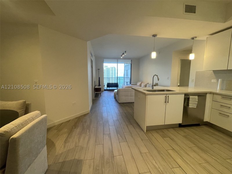 Aluguel de apartamento no Nine at Mary Brickell Village 3207
