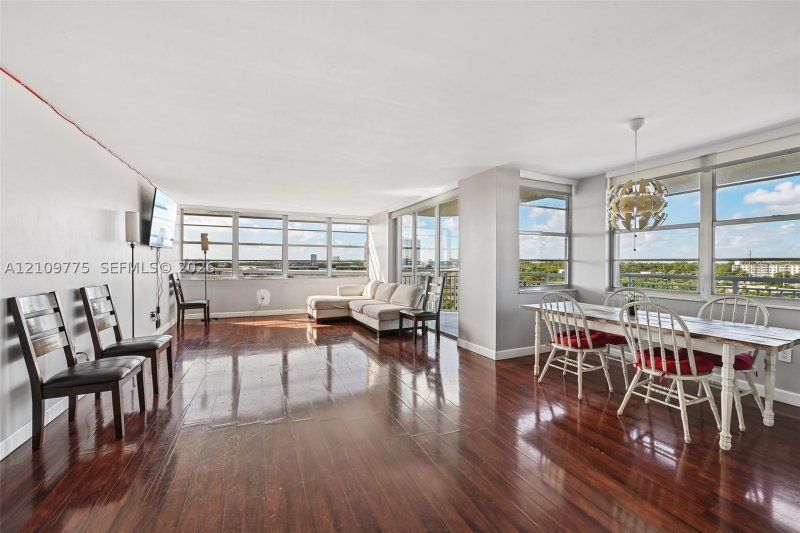 Condo for sale at Del Prado Aventura 705