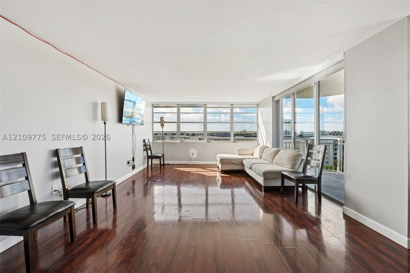 Condo for sale at Del Prado Aventura 705