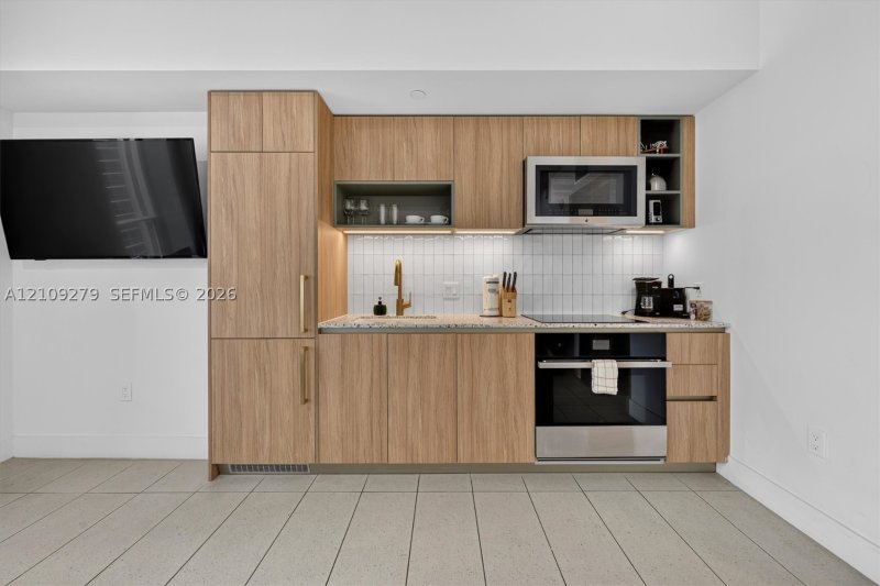 Apartment for rent at Natiivo Gale Miami Hotel & Residences 3603