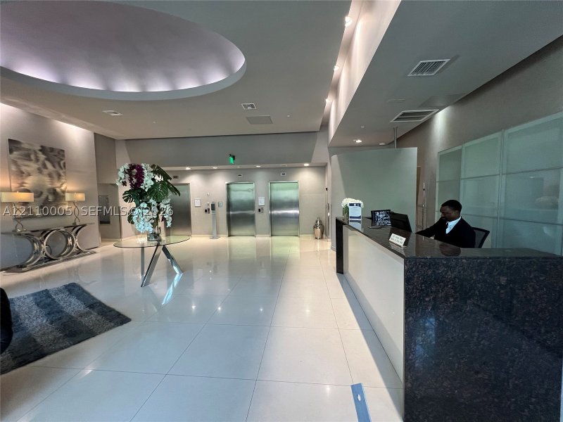 Condo for sale at 1800 Biscayne Plaza 1101