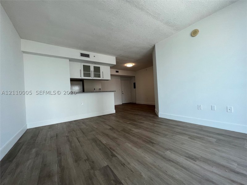 Condo for sale at 1800 Biscayne Plaza 1101
