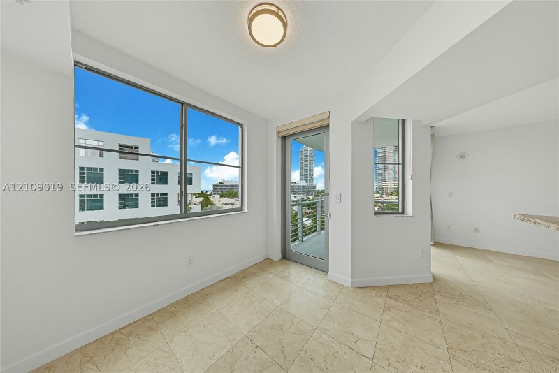 Condo for sale at Cosmopolitan 1703