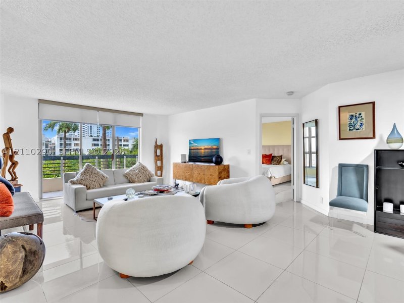 Comprar apartamento no Mystic Pointe 500 303