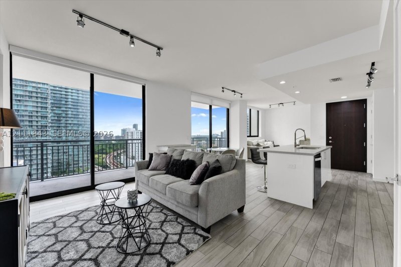 Condo for sale at Nine at Mary Brickell Village 1903