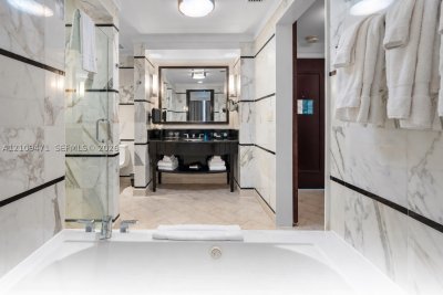 Comprar apartamento no Fontainebleau III 806