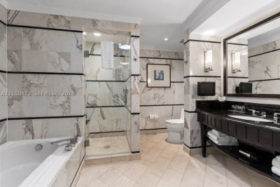 Comprar apartamento no Fontainebleau III 806