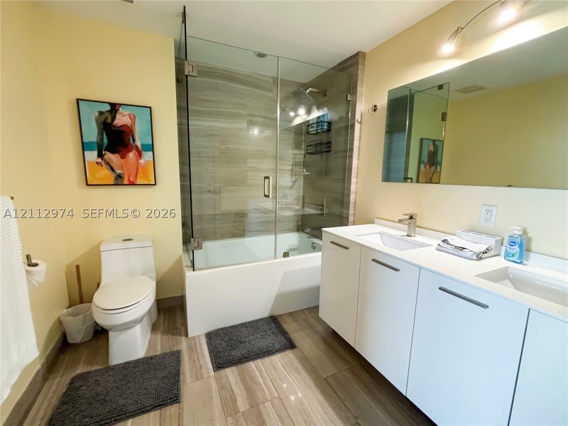 Apartment for rent at Brickell House Condo 2707