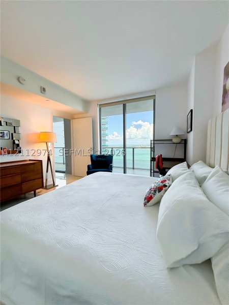 Apartment for rent at Brickell House Condo 2707