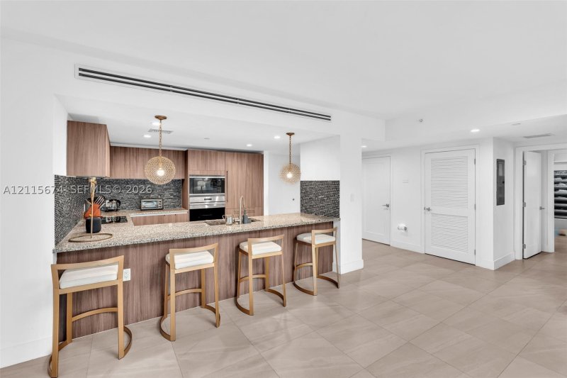 Condo for sale at Pearl House 203