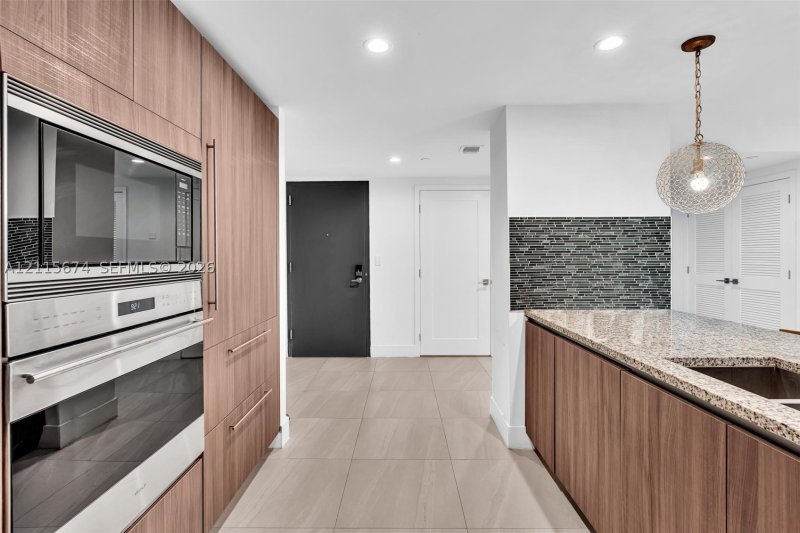 Condo for sale at Pearl House 203
