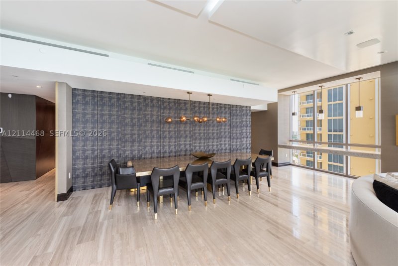 Condo for sale at Mansions at Acqualina 2501