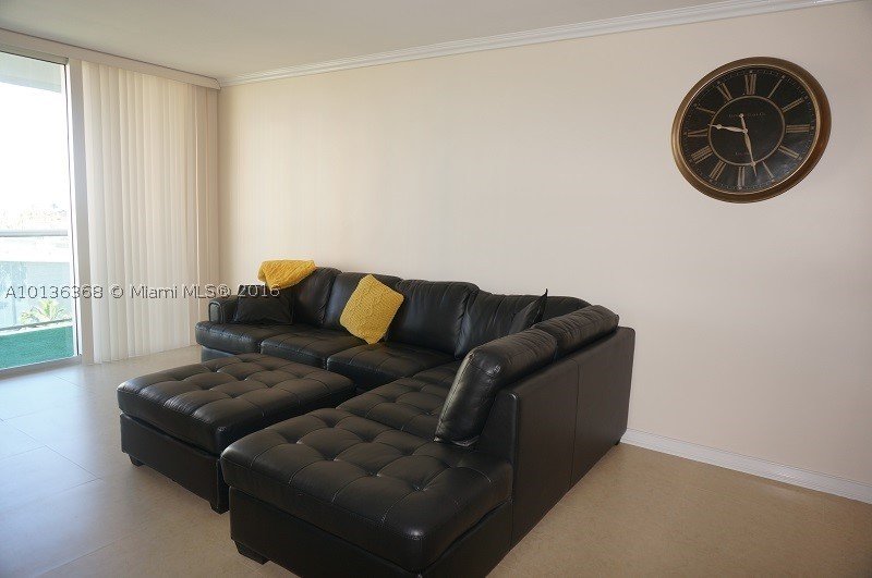 Apartment for rent at Ocean Reserve 923