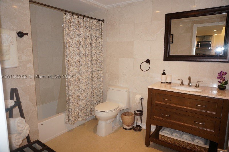 Apartment for rent at Ocean Reserve 923