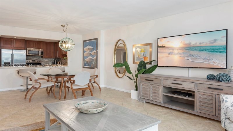 Alquiler de apartamento en Roney Palace 301