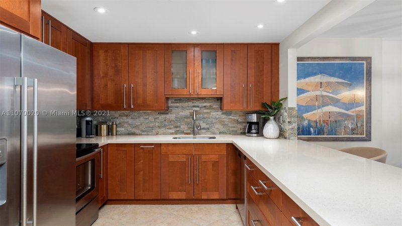 Alquiler de apartamento en Roney Palace 301