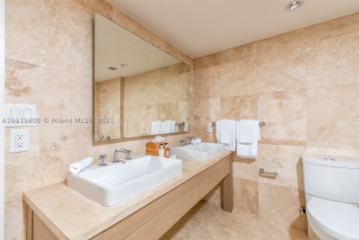 Aluguel de apartamento no 1 Hotel & Homes South Beach 1019