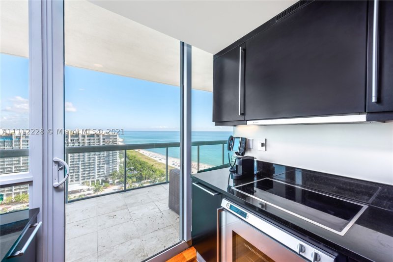 Apartment for rent at Setai 2707
