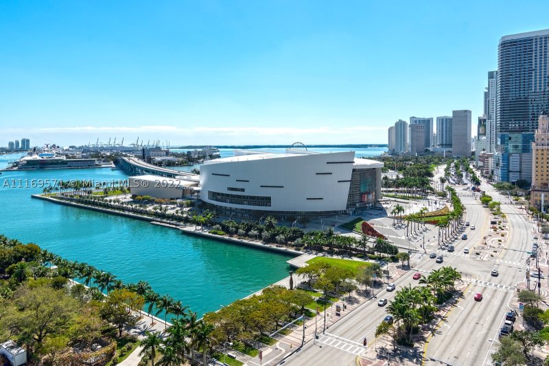 Apartment for rent at 900 Biscayne 2006