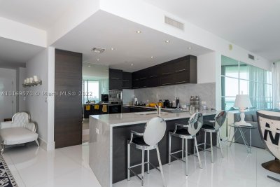 Alquiler de apartamento en 900 Biscayne 2006