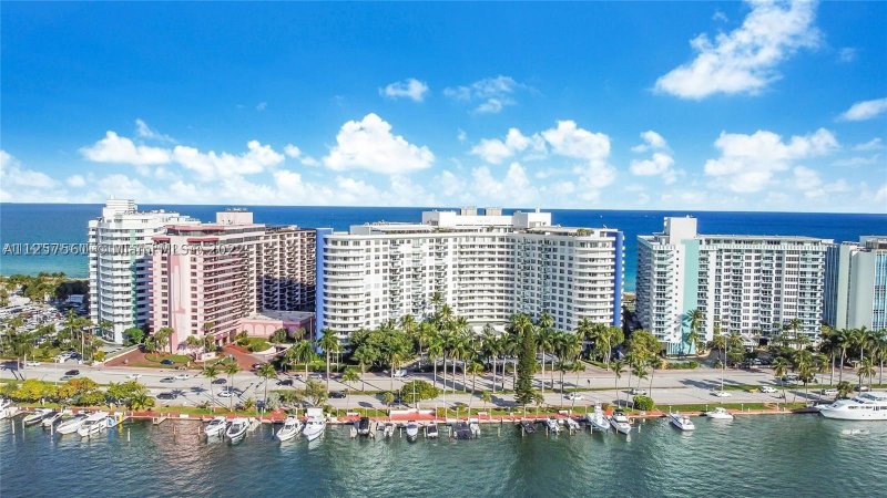 Apartment for rent at Seacoast 5151 725