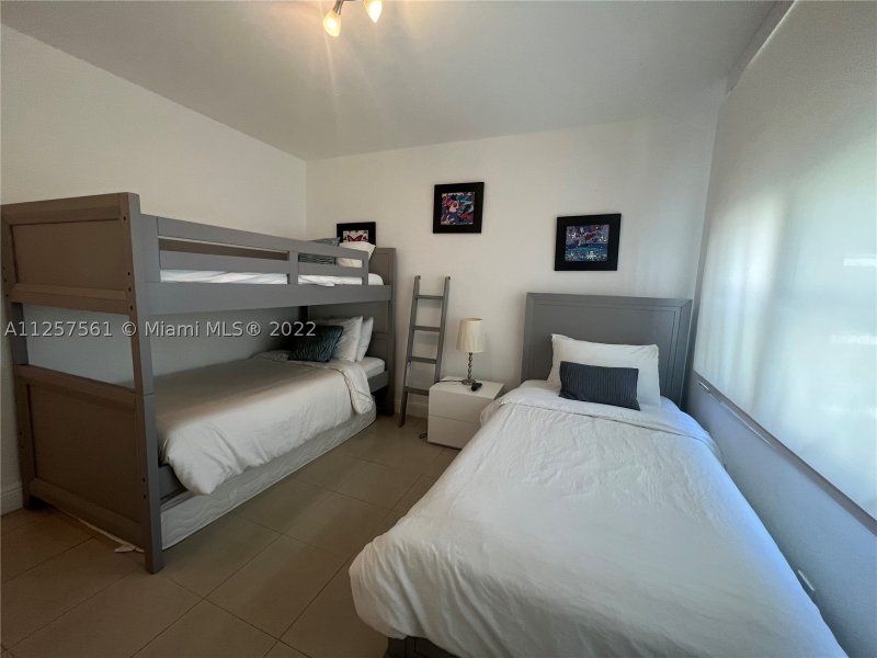 Apartment for rent at Seacoast 5151 725