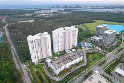 Comprar apartamento no One Fifty One at Biscayne 1203