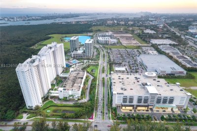 Comprar apartamento no One Fifty One at Biscayne 1203