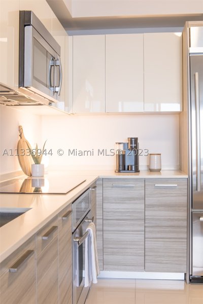 Apartment for rent at Brickell House Condo 1608