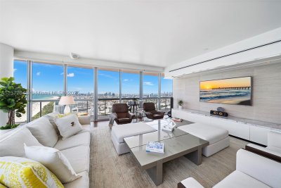 Aluguel de apartamento no Setai 3909