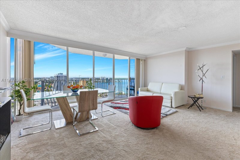 Comprar apartamento en Grandview Palace 2311