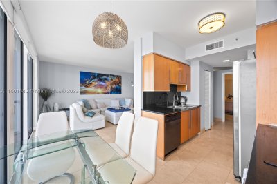 Alquiler de apartamento en Akoya 4106