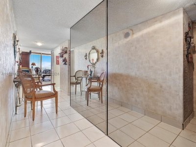 Comprar apartamento no Winston Towers 1809