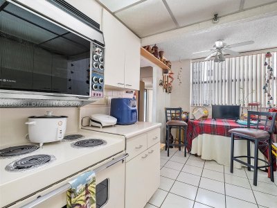 Comprar apartamento no Winston Towers 1809