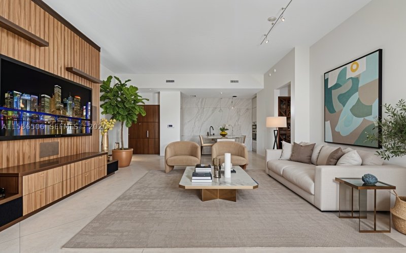 Condo for sale at Asia on Brickell 1002