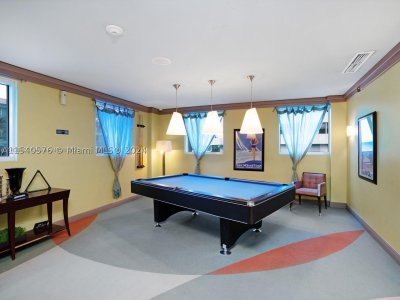 Comprar apartamento no The Waverly At Surfside 724