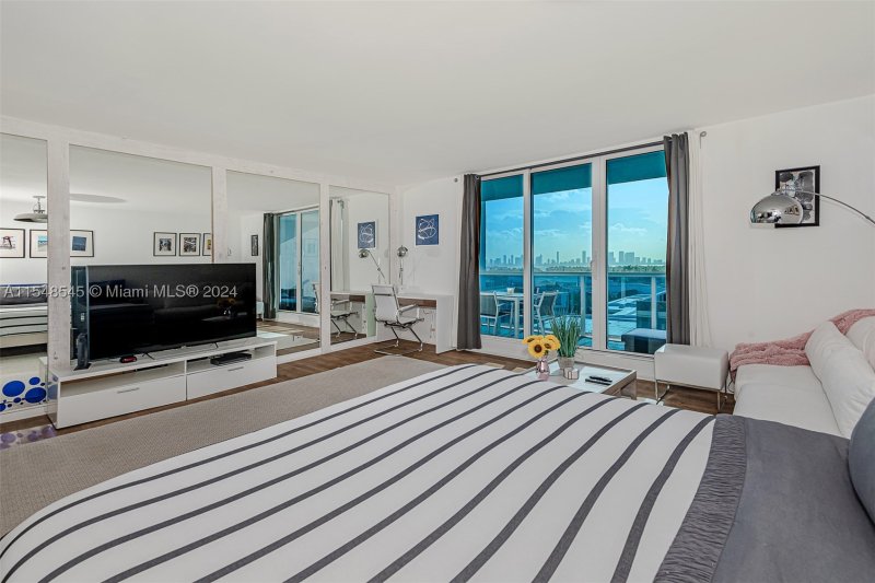 Alquiler de apartamento en Roney Palace 1230