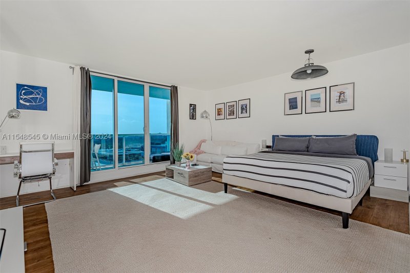 Alquiler de apartamento en Roney Palace 1230