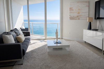 Alquiler de apartamento en La Perla 3009