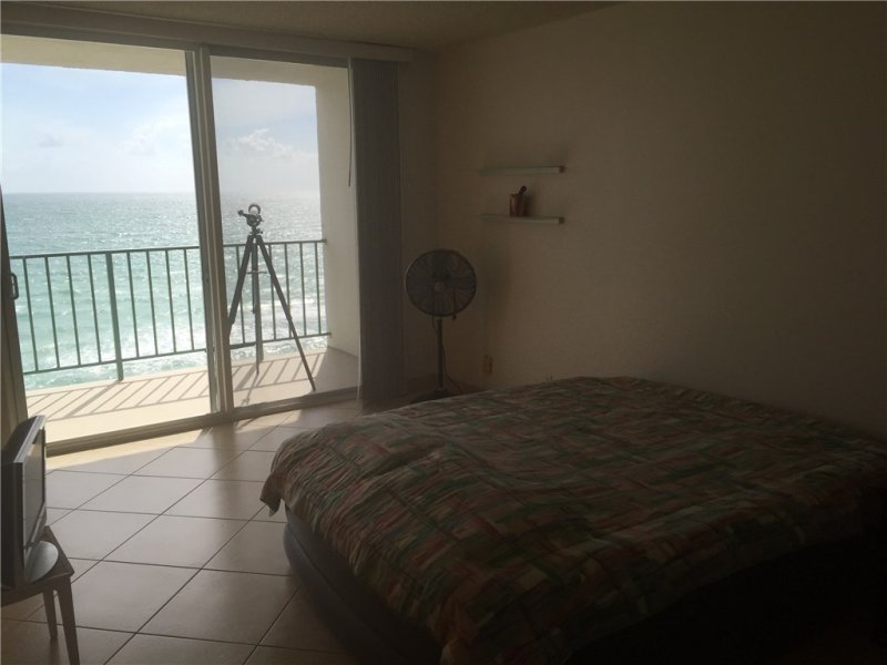 Alquiler de apartamento en Ocean Four 3L