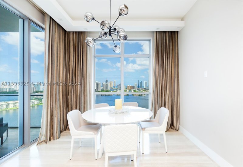 Comprar apartamento en Marina Palms Yacht Club L-PH-10