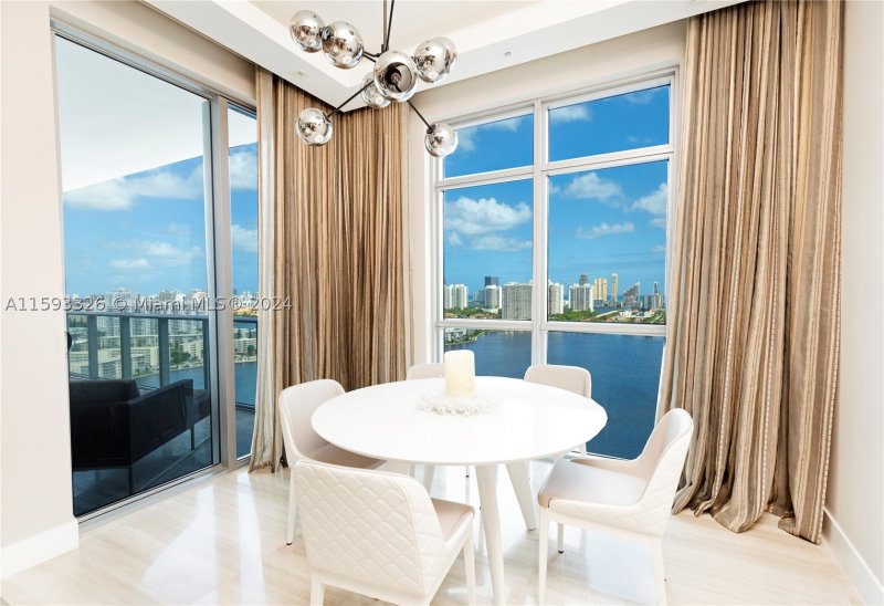 Comprar apartamento en Marina Palms Yacht Club L-PH-10