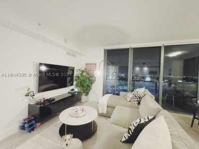 Comprar apartamento no Hyde Midtown 1409