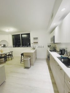 Comprar apartamento no Hyde Midtown 1409