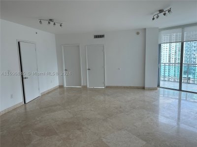Comprar apartamento en Wind by Neo 2302